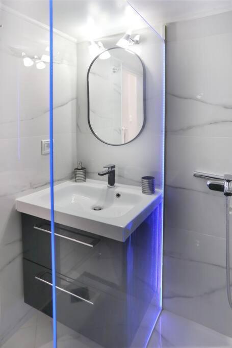 Luxury Apartment In Athens! المظهر الخارجي الصورة