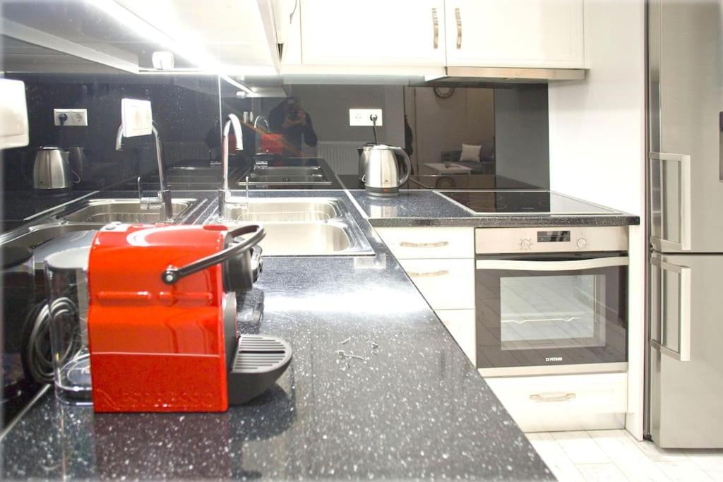 Luxury Apartment In Athens! المظهر الخارجي الصورة